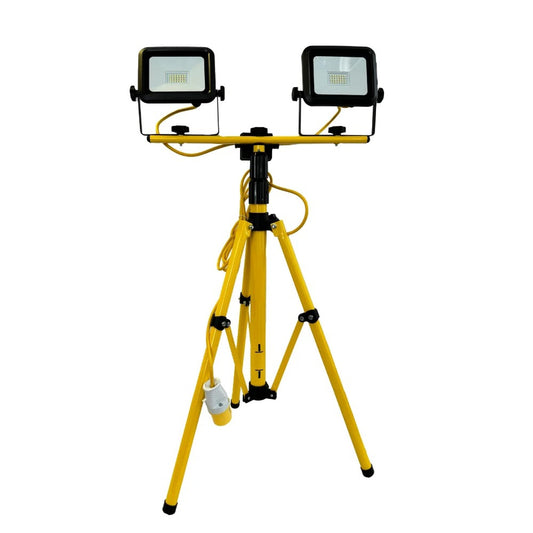 Connexion 10914 LED Telescopic Dual-Head Tripod Uplight IP44 3600 Lumens (110V)